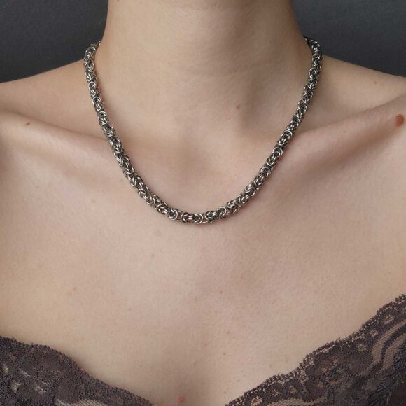 Classic 18 inch byzantine stainless steel chain - Picture 7 of 8